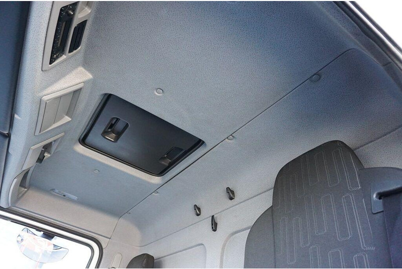 Kamion sandučar Mercedes-Benz ATEGO / 1221 / ACC / EURO 6 / KONTENER + WINDA / 17 PALET: slika Kamion sandučar Mercedes-Benz ATEGO / 1221 / ACC / EURO 6 / KONTENER + WINDA / 17 PALET Kamion sandučar Mercedes-Benz ATEGO / 1221 / ACC / EURO 6 / KONTENER + WINDA / 17 PALET: slika Kamion sandučar Mercedes-Benz ATEGO / 1221 / ACC / EURO 6 / KONTENER + WINDA / 17 PALET