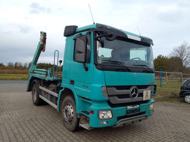 Mercedes-Benz Actros 1836 - Utovarivač s proklizavajućim upravljanjem: slika Mercedes-Benz Actros 1836 - Utovarivač s proklizavajućim upravljanjem Mercedes-Benz Actros 1836 - Utovarivač s proklizavajućim upravljanjem: slika Mercedes-Benz Actros 1836 - Utovarivač s proklizavajućim upravljanjem