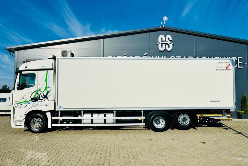 Mercedes-Benz Actros 2542 - Kamion hladnjača: slika Mercedes-Benz Actros 2542 - Kamion hladnjača Mercedes-Benz Actros 2542 - Kamion hladnjača: slika Mercedes-Benz Actros 2542 - Kamion hladnjača
