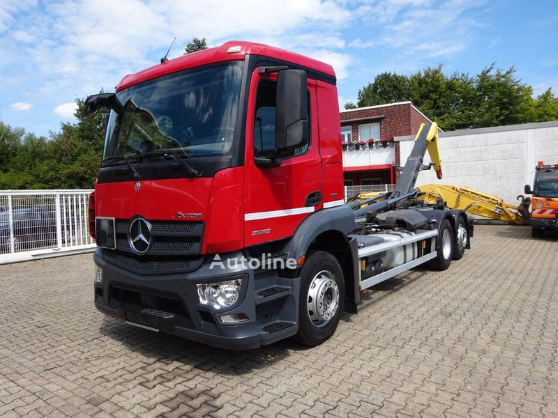 Mercedes-Benz Antos 2532 - Hook lift truck - Kamion s kukastom dizalicom: slika Mercedes-Benz Antos 2532 - Hook lift truck - Kamion s kukastom dizalicom Mercedes-Benz Antos 2532 - Hook lift truck - Kamion s kukastom dizalicom: slika Mercedes-Benz Antos 2532 - Hook lift truck - Kamion s kukastom dizalicom