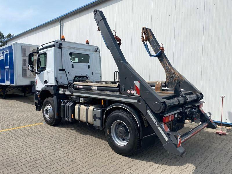 Mercedes-Benz Arocs 1830K - Utovarivač s proklizavajućim upravljanjem: slika Mercedes-Benz Arocs 1830K - Utovarivač s proklizavajućim upravljanjem Mercedes-Benz Arocs 1830K - Utovarivač s proklizavajućim upravljanjem: slika Mercedes-Benz Arocs 1830K - Utovarivač s proklizavajućim upravljanjem