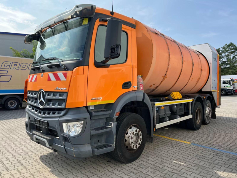 Mercedes-Benz Arocs 2533 - Kamion za odvoz smeća: slika Mercedes-Benz Arocs 2533 - Kamion za odvoz smeća Mercedes-Benz Arocs 2533 - Kamion za odvoz smeća: slika Mercedes-Benz Arocs 2533 - Kamion za odvoz smeća