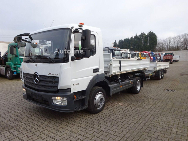 Mercedes-Benz Atego 1223 - 3 way tipper+semi-trailer - Kiper: slika Mercedes-Benz Atego 1223 - 3 way tipper+semi-trailer - Kiper Mercedes-Benz Atego 1223 - 3 way tipper+semi-trailer - Kiper: slika Mercedes-Benz Atego 1223 - 3 way tipper+semi-trailer - Kiper