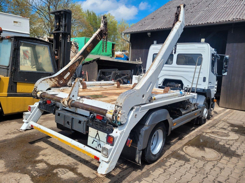Mercedes-Benz Atego 818 Skip loader - Utovarivač s proklizavajućim upravljanjem: slika Mercedes-Benz Atego 818 Skip loader - Utovarivač s proklizavajućim upravljanjem Mercedes-Benz Atego 818 Skip loader - Utovarivač s proklizavajućim upravljanjem: slika Mercedes-Benz Atego 818 Skip loader - Utovarivač s proklizavajućim upravljanjem