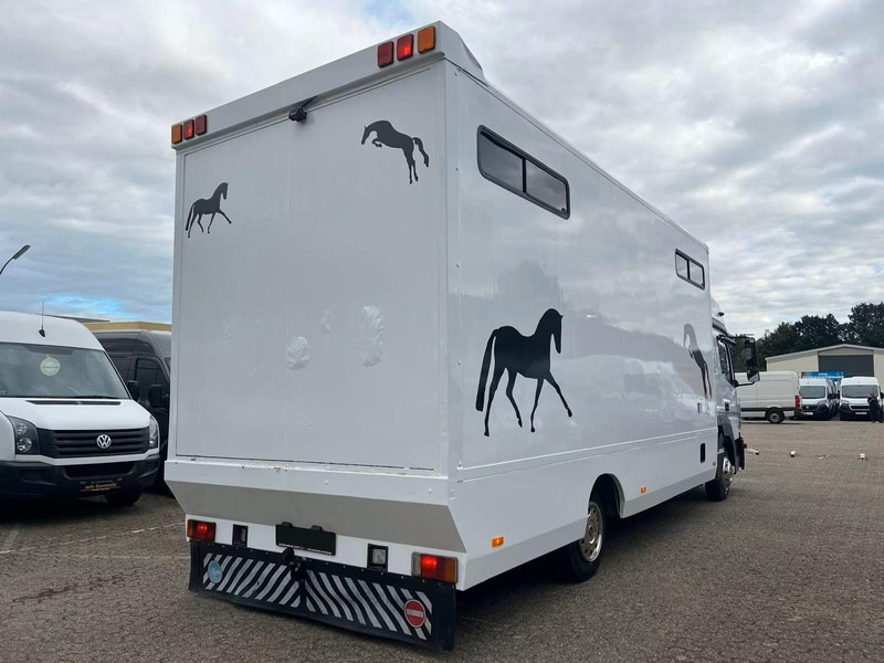 Mercedes-Benz Atego 823 - Horse transporter - Kamion za prijevoz konja: slika Mercedes-Benz Atego 823 - Horse transporter - Kamion za prijevoz konja Mercedes-Benz Atego 823 - Horse transporter - Kamion za prijevoz konja: slika Mercedes-Benz Atego 823 - Horse transporter - Kamion za prijevoz konja