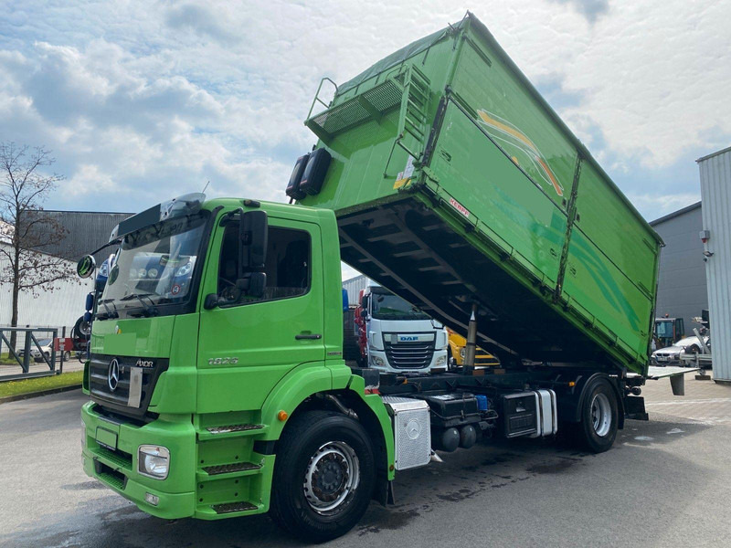 Mercedes-Benz Axor 1829 Tipper - Kiper: slika Mercedes-Benz Axor 1829 Tipper - Kiper Mercedes-Benz Axor 1829 Tipper - Kiper: slika Mercedes-Benz Axor 1829 Tipper - Kiper