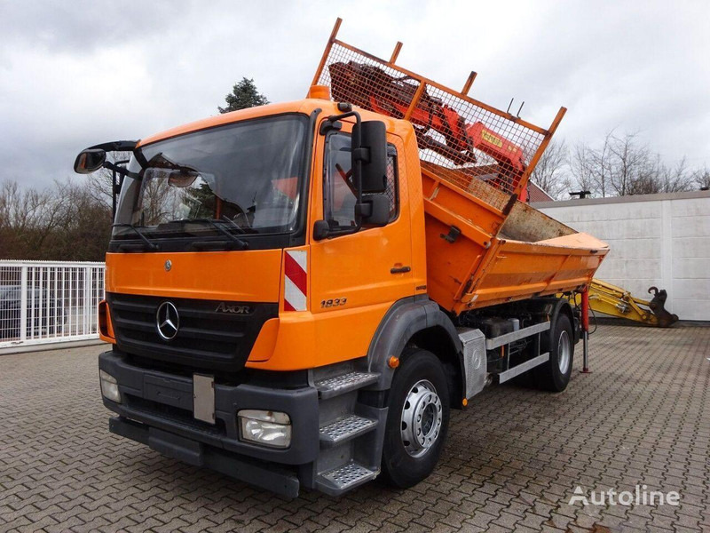 Mercedes-Benz Axor 1833 - Kiper, Kamion s kranom: slika Mercedes-Benz Axor 1833 - Kiper, Kamion s kranom Mercedes-Benz Axor 1833 - Kiper, Kamion s kranom: slika Mercedes-Benz Axor 1833 - Kiper, Kamion s kranom