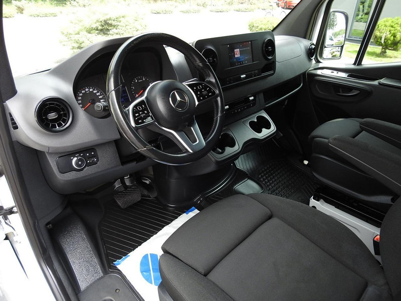 Mercedes-Benz SPRINTER FURGON BRYGADÓWKA 5 MIEJSC TEMPOMAT NAWIGACJA KLIMATYZ - Minibus, Putnički kombi: slika Mercedes-Benz SPRINTER FURGON BRYGADÓWKA 5 MIEJSC TEMPOMAT NAWIGACJA KLIMATYZ - Minibus, Putnički kombi Mercedes-Benz SPRINTER FURGON BRYGADÓWKA 5 MIEJSC TEMPOMAT NAWIGACJA KLIMATYZ - Minibus, Putnički kombi: slika Mercedes-Benz SPRINTER FURGON BRYGADÓWKA 5 MIEJSC TEMPOMAT NAWIGACJA KLIMATYZ - Minibus, Putnički kombi