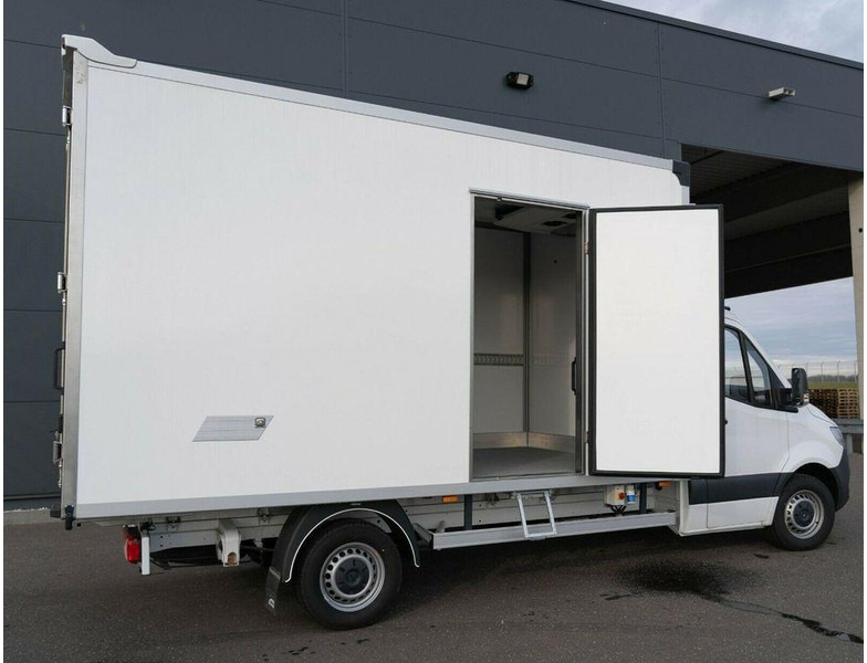 Mercedes-Benz Sprinter 316 CDI Hűtős Carrier Xarios 500 - Dostavno vozilo hladnjača: slika Mercedes-Benz Sprinter 316 CDI Hűtős Carrier Xarios 500 - Dostavno vozilo hladnjača Mercedes-Benz Sprinter 316 CDI Hűtős Carrier Xarios 500 - Dostavno vozilo hladnjača: slika Mercedes-Benz Sprinter 316 CDI Hűtős Carrier Xarios 500 - Dostavno vozilo hladnjača