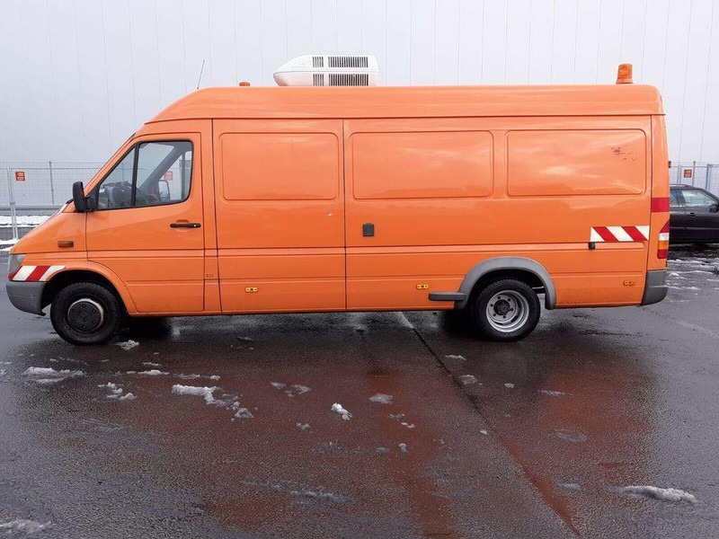 Mercedes-Benz Sprinter 413 - Vakum kamion: slika Mercedes-Benz Sprinter 413 - Vakum kamion Mercedes-Benz Sprinter 413 - Vakum kamion: slika Mercedes-Benz Sprinter 413 - Vakum kamion