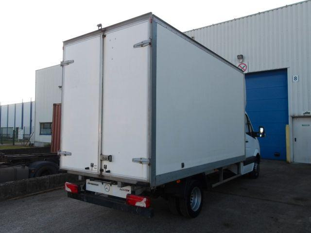 Mercedes-Benz Sprinter 513 Koffer - Dostavno vozilo sa zatvorenim sandukom: slika Mercedes-Benz Sprinter 513 Koffer - Dostavno vozilo sa zatvorenim sandukom Mercedes-Benz Sprinter 513 Koffer - Dostavno vozilo sa zatvorenim sandukom: slika Mercedes-Benz Sprinter 513 Koffer - Dostavno vozilo sa zatvorenim sandukom