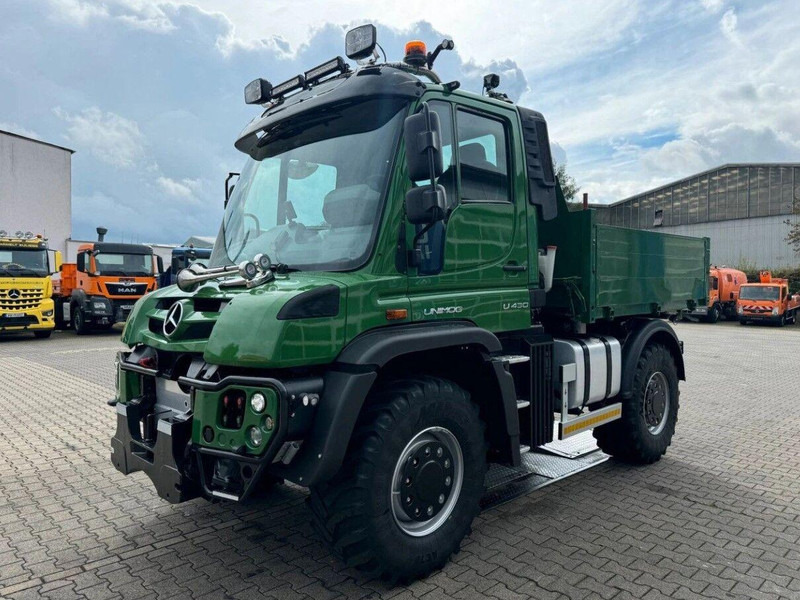Mercedes-Benz Unimog U430 4x4 Tipper - Kiper: slika Mercedes-Benz Unimog U430 4x4 Tipper - Kiper Mercedes-Benz Unimog U430 4x4 Tipper - Kiper: slika Mercedes-Benz Unimog U430 4x4 Tipper - Kiper