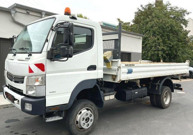 Mitsubishi Fuso 4x4 3 way tipper - Kiper: slika Mitsubishi Fuso 4x4 3 way tipper - Kiper Mitsubishi Fuso 4x4 3 way tipper - Kiper: slika Mitsubishi Fuso 4x4 3 way tipper - Kiper