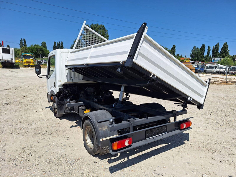 Nissan Cabstar 2,5 TDi - 3 sided Tipper - Mali kamion kiper: slika Nissan Cabstar 2,5 TDi - 3 sided Tipper - Mali kamion kiper Nissan Cabstar 2,5 TDi - 3 sided Tipper - Mali kamion kiper: slika Nissan Cabstar 2,5 TDi - 3 sided Tipper - Mali kamion kiper