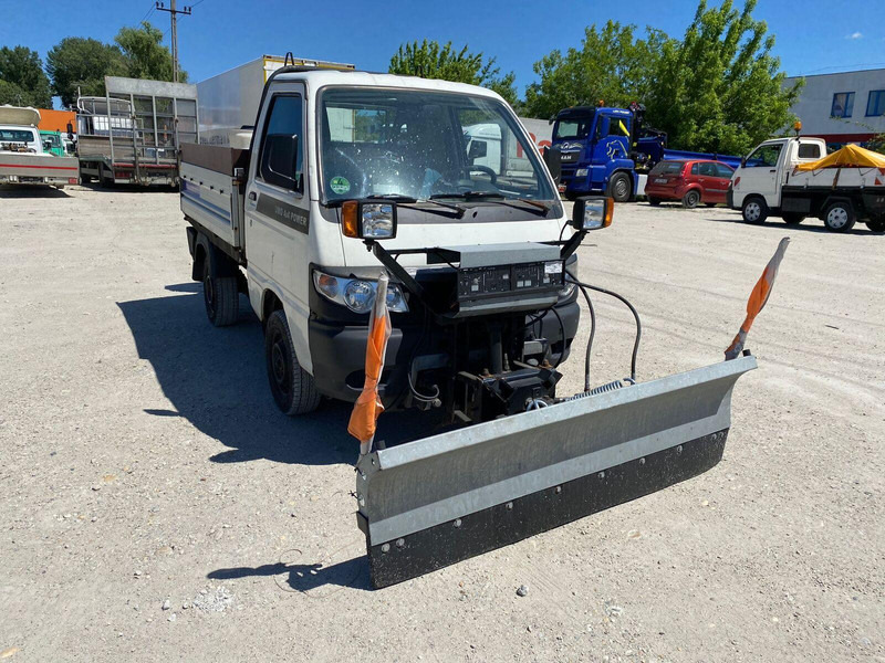 Piaggio Porter 1,2 d Pfau S90 - 4x4 - Tipper - snowplow - Mali kamion kiper: slika Piaggio Porter 1,2 d Pfau S90 - 4x4 - Tipper - snowplow - Mali kamion kiper Piaggio Porter 1,2 d Pfau S90 - 4x4 - Tipper - snowplow - Mali kamion kiper: slika Piaggio Porter 1,2 d Pfau S90 - 4x4 - Tipper - snowplow - Mali kamion kiper