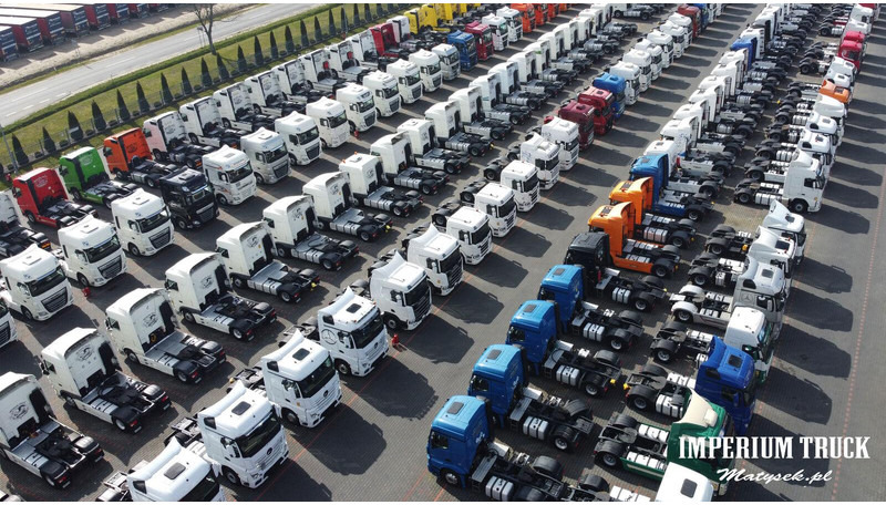 Renault D16 210 / 4x2 / KONTENER / 8.5M / WINDA DHOLLANDIA / EURO 6 - Kamion sandučar: slika Renault D16 210 / 4x2 / KONTENER / 8.5M / WINDA DHOLLANDIA / EURO 6 - Kamion sandučar Renault D16 210 / 4x2 / KONTENER / 8.5M / WINDA DHOLLANDIA / EURO 6 - Kamion sandučar: slika Renault D16 210 / 4x2 / KONTENER / 8.5M / WINDA DHOLLANDIA / EURO 6 - Kamion sandučar