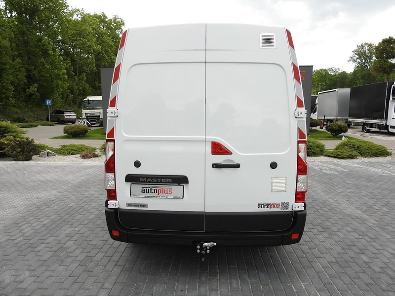 Zakup Renault MASTER FURGON BRYGADÓWKA  6 MIEJSCA TEMPOMAT NAWIGACJA KLIMATYZA Renault MASTER FURGON BRYGADÓWKA  6 MIEJSCA TEMPOMAT NAWIGACJA KLIMATYZA: slika Zakup Renault MASTER FURGON BRYGADÓWKA  6 MIEJSCA TEMPOMAT NAWIGACJA KLIMATYZA Renault MASTER FURGON BRYGADÓWKA  6 MIEJSCA TEMPOMAT NAWIGACJA KLIMATYZA