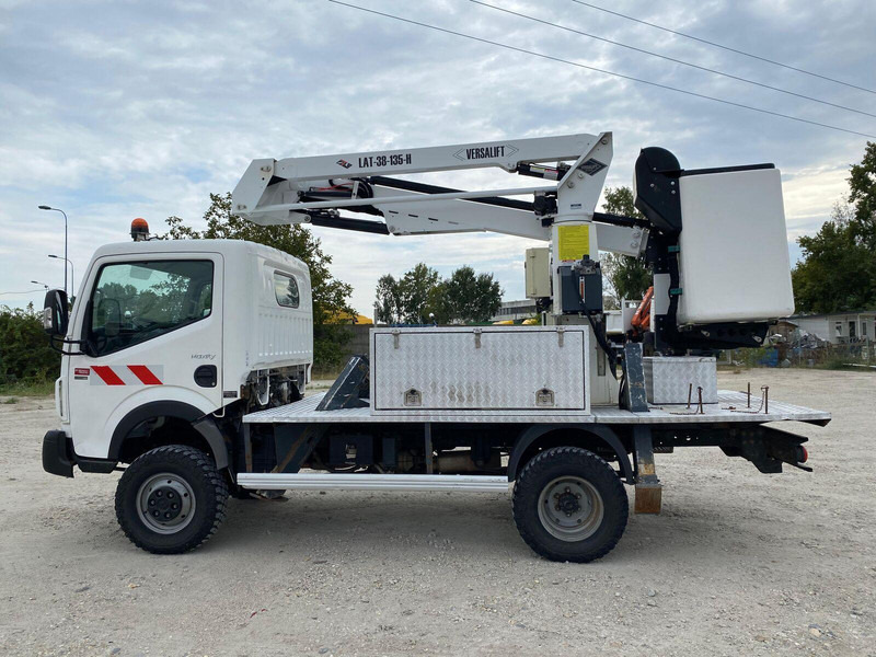 Renault Maxity 150 dxi 4x4 - Versalift Lifting Basket - 3,5t - Podizna platforma montirana na kamion: slika Renault Maxity 150 dxi 4x4 - Versalift Lifting Basket - 3,5t - Podizna platforma montirana na kamion Renault Maxity 150 dxi 4x4 - Versalift Lifting Basket - 3,5t - Podizna platforma montirana na kamion: slika Renault Maxity 150 dxi 4x4 - Versalift Lifting Basket - 3,5t - Podizna platforma montirana na kamion