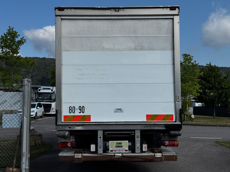 Renault Premium 270.19 - Kamion hladnjača: slika Renault Premium 270.19 - Kamion hladnjača Renault Premium 270.19 - Kamion hladnjača: slika Renault Premium 270.19 - Kamion hladnjača