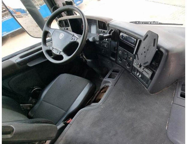 Scania P360 Hyvalift - Utovarivač s proklizavajućim upravljanjem: slika Scania P360 Hyvalift - Utovarivač s proklizavajućim upravljanjem Scania P360 Hyvalift - Utovarivač s proklizavajućim upravljanjem: slika Scania P360 Hyvalift - Utovarivač s proklizavajućim upravljanjem