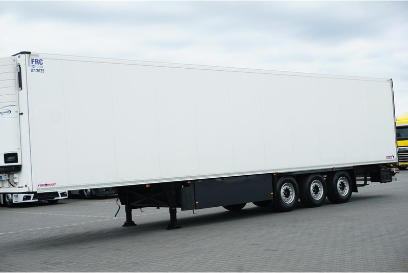 Schmitz Cargobull CHŁODNIA / CARRIER VECTOR 1350 - Poluprikolica hladnjača: slika Schmitz Cargobull CHŁODNIA / CARRIER VECTOR 1350 - Poluprikolica hladnjača Schmitz Cargobull CHŁODNIA / CARRIER VECTOR 1350 - Poluprikolica hladnjača: slika Schmitz Cargobull CHŁODNIA / CARRIER VECTOR 1350 - Poluprikolica hladnjača
