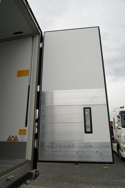 Zakup Schmitz Cargobull / CHŁODNIA / THERMO KING SLX 300 / DOPPELSTOCK / NOWA / 2025 ROK Schmitz Cargobull / CHŁODNIA / THERMO KING SLX 300 / DOPPELSTOCK / NOWA / 2025 ROK: slika Zakup Schmitz Cargobull / CHŁODNIA / THERMO KING SLX 300 / DOPPELSTOCK / NOWA / 2025 ROK Schmitz Cargobull / CHŁODNIA / THERMO KING SLX 300 / DOPPELSTOCK / NOWA / 2025 ROK