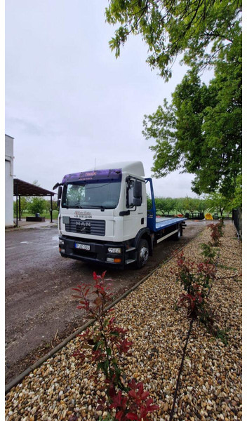 MAN TGM 12.240 - Tegljač: slika MAN TGM 12.240 - Tegljač MAN TGM 12.240 - Tegljač: slika MAN TGM 12.240 - Tegljač