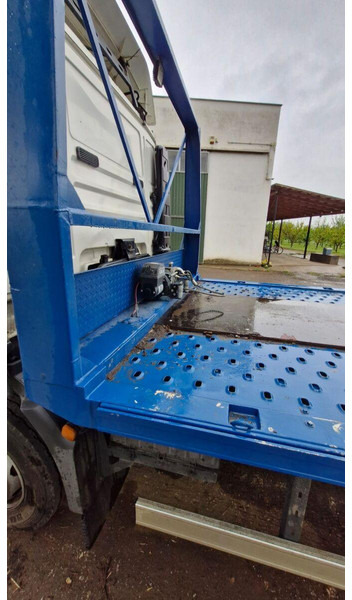 MAN TGM 12.240 - Tegljač: slika MAN TGM 12.240 - Tegljač MAN TGM 12.240 - Tegljač: slika MAN TGM 12.240 - Tegljač