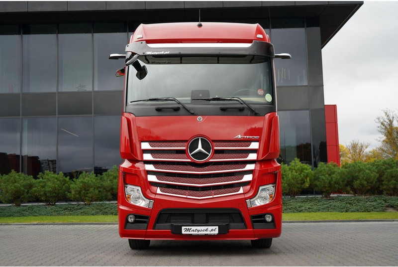 Mercedes-Benz ACTROS 1845 - Tegljač: slika Mercedes-Benz ACTROS 1845 - Tegljač Mercedes-Benz ACTROS 1845 - Tegljač: slika Mercedes-Benz ACTROS 1845 - Tegljač