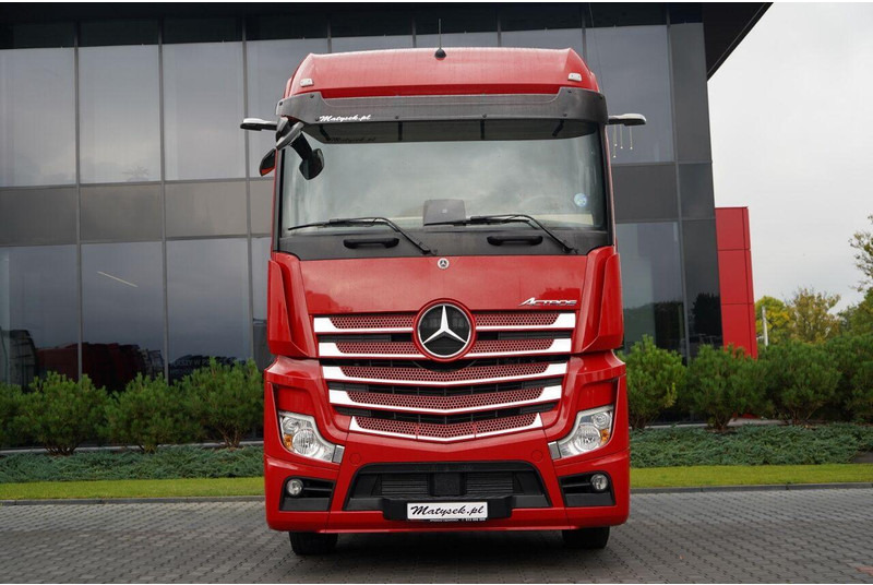 Mercedes-Benz ACTROS 1845 - Tegljač: slika Mercedes-Benz ACTROS 1845 - Tegljač Mercedes-Benz ACTROS 1845 - Tegljač: slika Mercedes-Benz ACTROS 1845 - Tegljač
