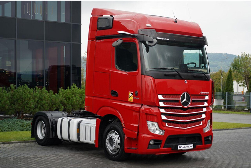 Mercedes-Benz ACTROS 1845 - Tegljač: slika Mercedes-Benz ACTROS 1845 - Tegljač Mercedes-Benz ACTROS 1845 - Tegljač: slika Mercedes-Benz ACTROS 1845 - Tegljač