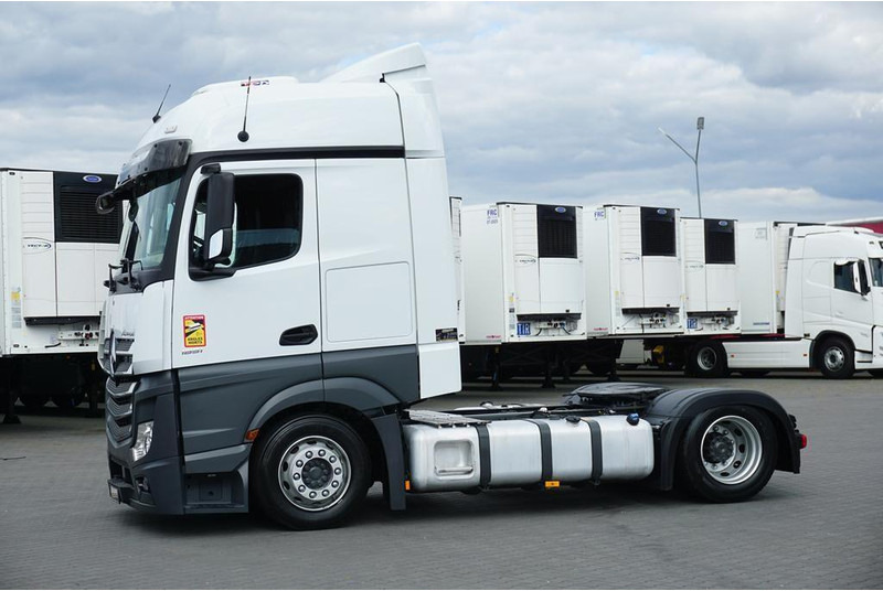 Mercedes-Benz ACTROS / 1851 / EURO 6 / ACC / MEGA / LOW DECK / BIG SPACE - Tegljač: slika Mercedes-Benz ACTROS / 1851 / EURO 6 / ACC / MEGA / LOW DECK / BIG SPACE - Tegljač Mercedes-Benz ACTROS / 1851 / EURO 6 / ACC / MEGA / LOW DECK / BIG SPACE - Tegljač: slika Mercedes-Benz ACTROS / 1851 / EURO 6 / ACC / MEGA / LOW DECK / BIG SPACE - Tegljač