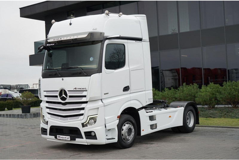 Mercedes-Benz ACTROS 1851 / RETARDER / GIGA SPACE / EURO 6 / SPROWADZONY - Tegljač: slika Mercedes-Benz ACTROS 1851 / RETARDER / GIGA SPACE / EURO 6 / SPROWADZONY - Tegljač Mercedes-Benz ACTROS 1851 / RETARDER / GIGA SPACE / EURO 6 / SPROWADZONY - Tegljač: slika Mercedes-Benz ACTROS 1851 / RETARDER / GIGA SPACE / EURO 6 / SPROWADZONY - Tegljač