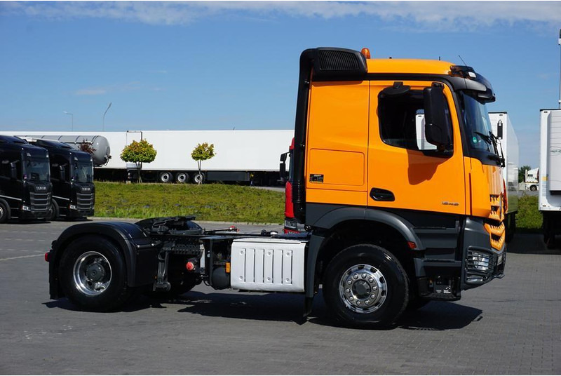 Mercedes-Benz AROCS / 1848 / E 6 / ACC / 4 X 4 / HAD / HYDRAULIKA / RETARDER - Tegljač: slika Mercedes-Benz AROCS / 1848 / E 6 / ACC / 4 X 4 / HAD / HYDRAULIKA / RETARDER - Tegljač Mercedes-Benz AROCS / 1848 / E 6 / ACC / 4 X 4 / HAD / HYDRAULIKA / RETARDER - Tegljač: slika Mercedes-Benz AROCS / 1848 / E 6 / ACC / 4 X 4 / HAD / HYDRAULIKA / RETARDER - Tegljač