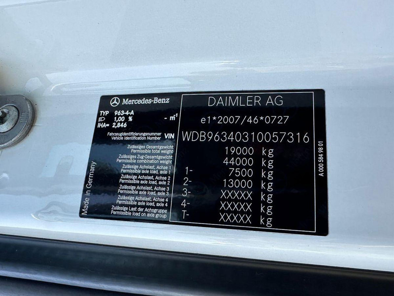 Zakup Mercedes-Benz Actros 1845 Mercedes-Benz Actros 1845: slika Zakup Mercedes-Benz Actros 1845 Mercedes-Benz Actros 1845