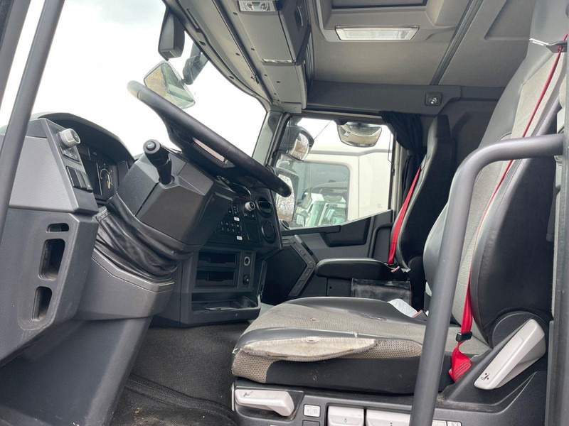 Renault T 460 ALU.BIG ADR//2-UNITE - Tegljač: slika Renault T 460 ALU.BIG ADR//2-UNITE - Tegljač Renault T 460 ALU.BIG ADR//2-UNITE - Tegljač: slika Renault T 460 ALU.BIG ADR//2-UNITE - Tegljač