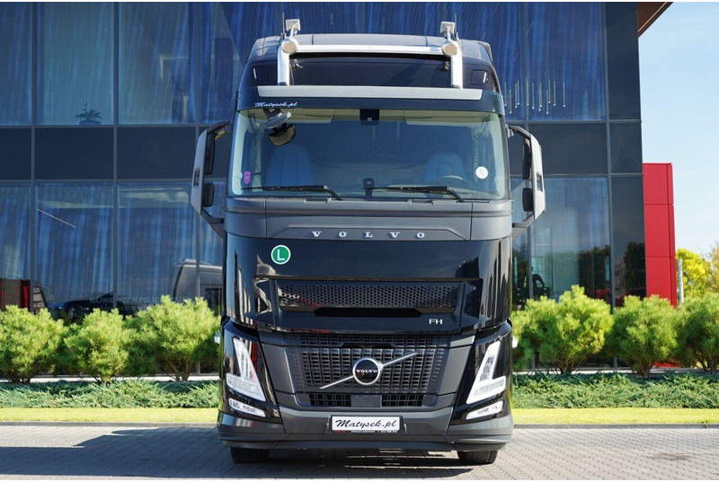 Volvo FH 500 / 2025 ROK / 97 TYS KM / XXL / I-SHIFT - Tegljač: slika Volvo FH 500 / 2025 ROK / 97 TYS KM / XXL / I-SHIFT - Tegljač Volvo FH 500 / 2025 ROK / 97 TYS KM / XXL / I-SHIFT - Tegljač: slika Volvo FH 500 / 2025 ROK / 97 TYS KM / XXL / I-SHIFT - Tegljač