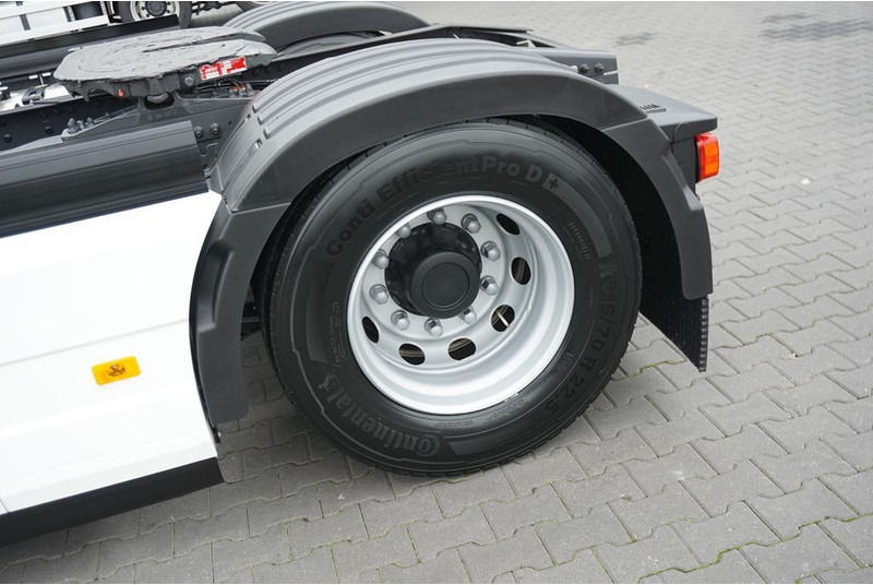 Tegljač Volvo FH / AREO / 460 / I – SAVE / XL / EURO 6 / ACC / I -COOL / NOWY: slika Tegljač Volvo FH / AREO / 460 / I – SAVE / XL / EURO 6 / ACC / I -COOL / NOWY Tegljač Volvo FH / AREO / 460 / I – SAVE / XL / EURO 6 / ACC / I -COOL / NOWY: slika Tegljač Volvo FH / AREO / 460 / I – SAVE / XL / EURO 6 / ACC / I -COOL / NOWY