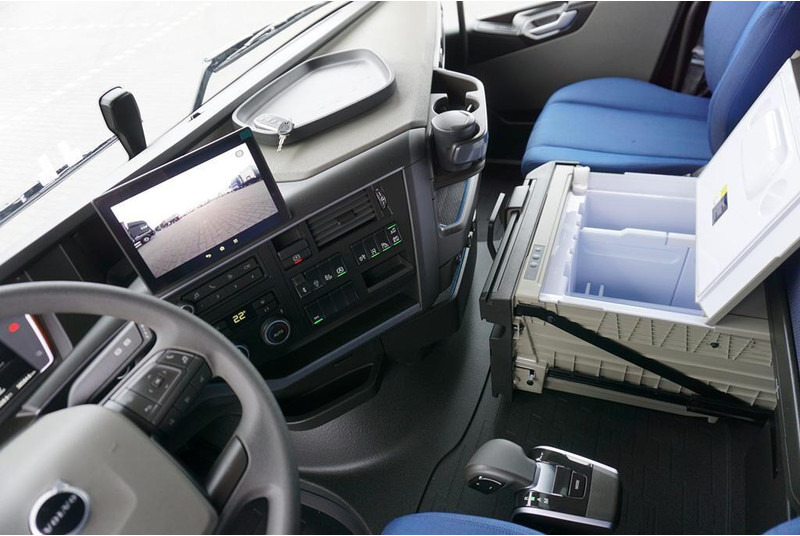 Tegljač Volvo FH / AREO / 460 / I – SAVE / XL / EURO 6 / ACC / I -COOL / NOWY: slika Tegljač Volvo FH / AREO / 460 / I – SAVE / XL / EURO 6 / ACC / I -COOL / NOWY Tegljač Volvo FH / AREO / 460 / I – SAVE / XL / EURO 6 / ACC / I -COOL / NOWY: slika Tegljač Volvo FH / AREO / 460 / I – SAVE / XL / EURO 6 / ACC / I -COOL / NOWY