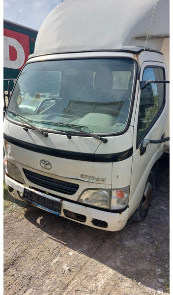 Toyota Dyna 150 3,0 D - Koffer - Dostavno vozilo sa zatvorenim sandukom: slika Toyota Dyna 150 3,0 D - Koffer - Dostavno vozilo sa zatvorenim sandukom Toyota Dyna 150 3,0 D - Koffer - Dostavno vozilo sa zatvorenim sandukom: slika Toyota Dyna 150 3,0 D - Koffer - Dostavno vozilo sa zatvorenim sandukom