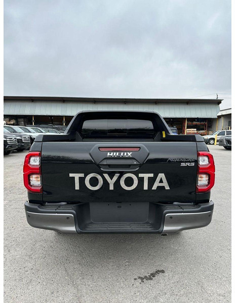 Toyota Hilux Armored SUV - SUV: slika Toyota Hilux Armored SUV - SUV Toyota Hilux Armored SUV - SUV: slika Toyota Hilux Armored SUV - SUV