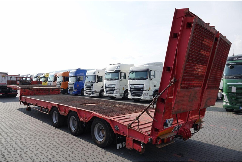 Verem NACZEPA LAWETA NISKOPODWOZIE / NAJAZDY HYDRAULICZNE / 3 OSIOWA / - Poluprikolica s niskim utovarivačem: slika Verem NACZEPA LAWETA NISKOPODWOZIE / NAJAZDY HYDRAULICZNE / 3 OSIOWA / - Poluprikolica s niskim utovarivačem Verem NACZEPA LAWETA NISKOPODWOZIE / NAJAZDY HYDRAULICZNE / 3 OSIOWA / - Poluprikolica s niskim utovarivačem: slika Verem NACZEPA LAWETA NISKOPODWOZIE / NAJAZDY HYDRAULICZNE / 3 OSIOWA / - Poluprikolica s niskim utovarivačem