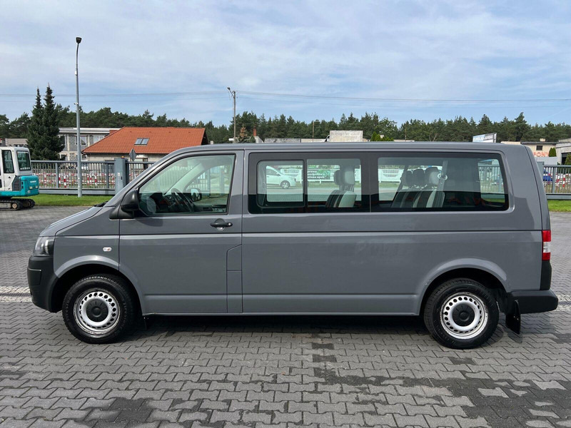Volkswagen Transporter T5 Brygadówka, Osobowy, 9-miejsc, Jeden Właściciel, - Minibus, Putnički kombi: slika Volkswagen Transporter T5 Brygadówka, Osobowy, 9-miejsc, Jeden Właściciel, - Minibus, Putnički kombi Volkswagen Transporter T5 Brygadówka, Osobowy, 9-miejsc, Jeden Właściciel, - Minibus, Putnički kombi: slika Volkswagen Transporter T5 Brygadówka, Osobowy, 9-miejsc, Jeden Właściciel, - Minibus, Putnički kombi