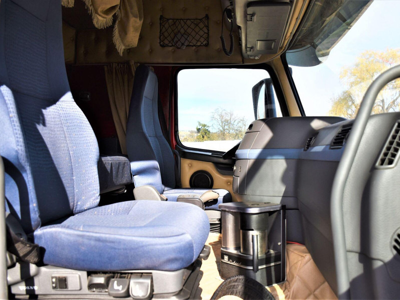 Zakup Volvo FH 480 Kipper 6,20m + HMF 1823 K3 + FUNK Volvo FH 480 Kipper 6,20m + HMF 1823 K3 + FUNK: slika Zakup Volvo FH 480 Kipper 6,20m + HMF 1823 K3 + FUNK Volvo FH 480 Kipper 6,20m + HMF 1823 K3 + FUNK