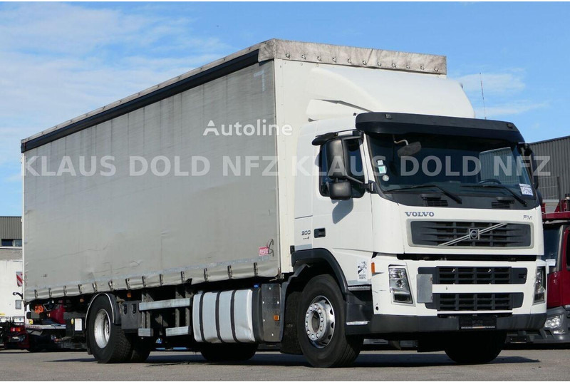Volvo FM 300 - Curtian side truck - Kamion s ceradom: slika Volvo FM 300 - Curtian side truck - Kamion s ceradom Volvo FM 300 - Curtian side truck - Kamion s ceradom: slika Volvo FM 300 - Curtian side truck - Kamion s ceradom