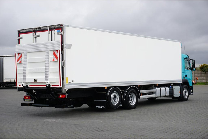 Volvo FM / 330 / E 6 / CHŁODNIA + WINDA / 23 PALETY / OŚ SKRĘTNA / DŁ - Kamion hladnjača: slika Volvo FM / 330 / E 6 / CHŁODNIA + WINDA / 23 PALETY / OŚ SKRĘTNA / DŁ - Kamion hladnjača Volvo FM / 330 / E 6 / CHŁODNIA + WINDA / 23 PALETY / OŚ SKRĘTNA / DŁ - Kamion hladnjača: slika Volvo FM / 330 / E 6 / CHŁODNIA + WINDA / 23 PALETY / OŚ SKRĘTNA / DŁ - Kamion hladnjača