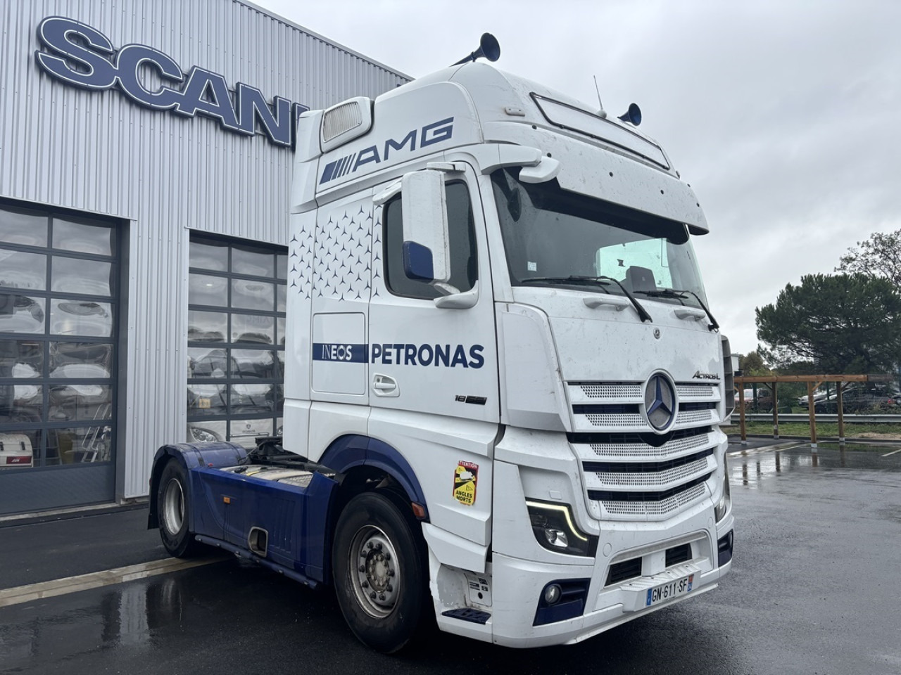 MERCEDES-BENZ ACTROS 1858 - Tegljač: slika MERCEDES-BENZ ACTROS 1858 - Tegljač MERCEDES-BENZ ACTROS 1858 - Tegljač: slika MERCEDES-BENZ ACTROS 1858 - Tegljač