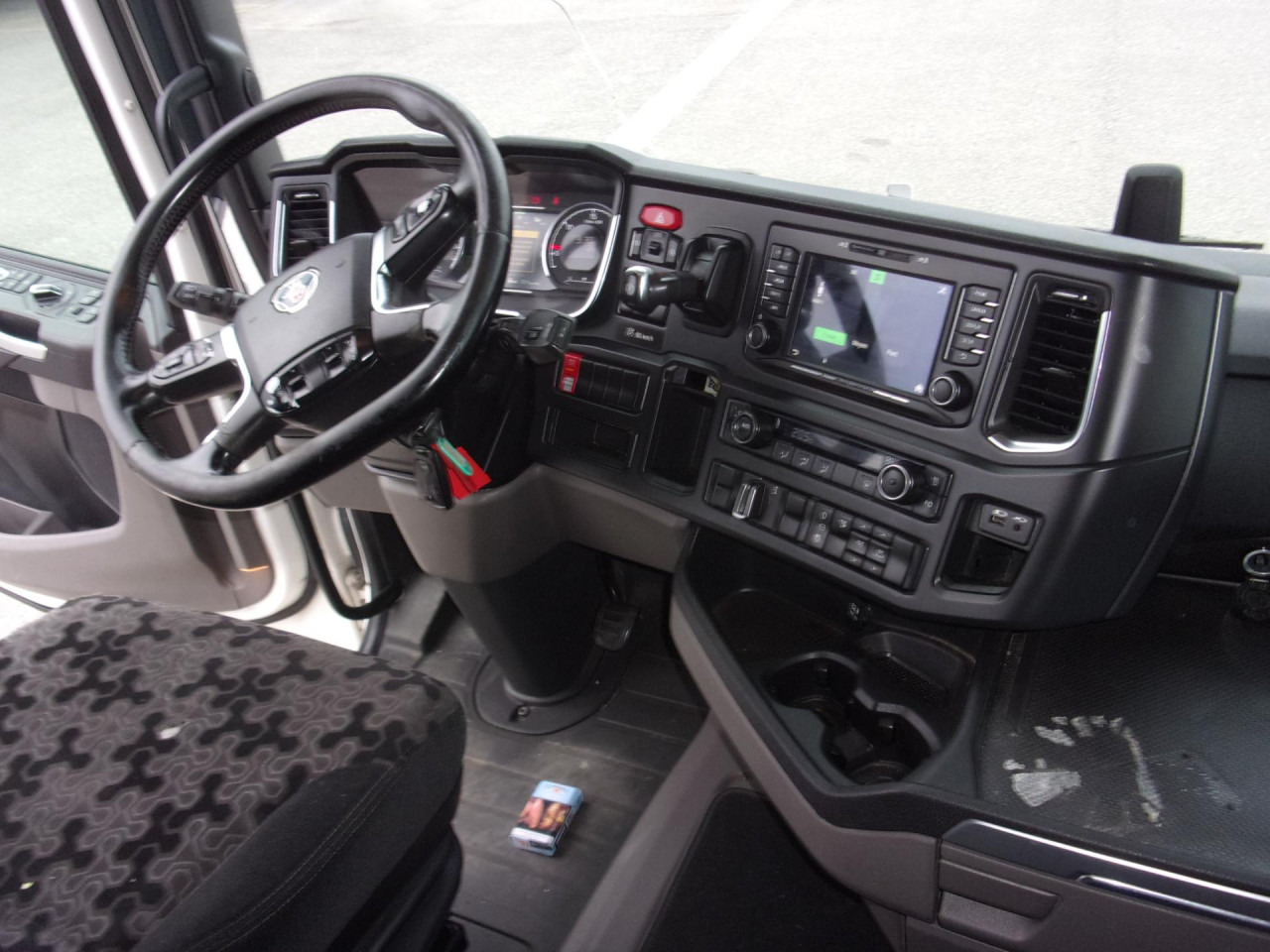 SCANIA R 410 A4x2NA - Tegljač: slika SCANIA R 410 A4x2NA - Tegljač SCANIA R 410 A4x2NA - Tegljač: slika SCANIA R 410 A4x2NA - Tegljač