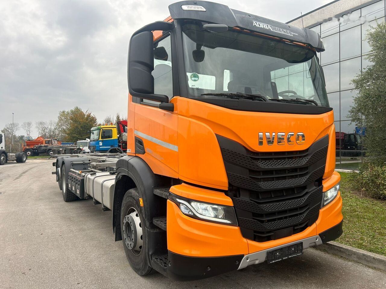 IVECO 400 - Kamion-šasija: slika IVECO 400 - Kamion-šasija IVECO 400 - Kamion-šasija: slika IVECO 400 - Kamion-šasija