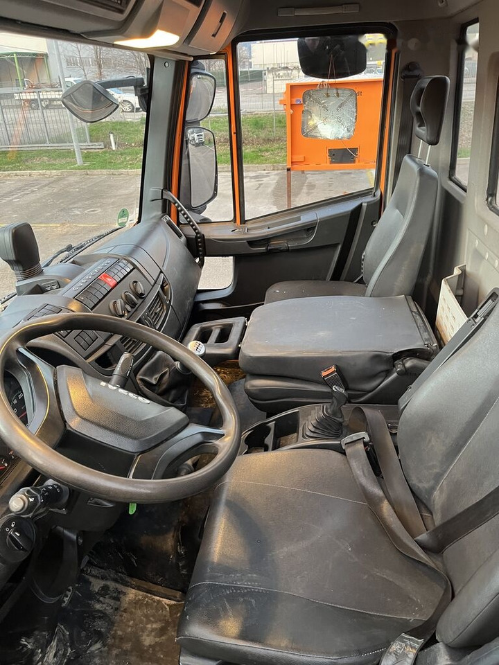 IVECO EuroCargo 80-220 - Kiper: slika IVECO EuroCargo 80-220 - Kiper IVECO EuroCargo 80-220 - Kiper: slika IVECO EuroCargo 80-220 - Kiper